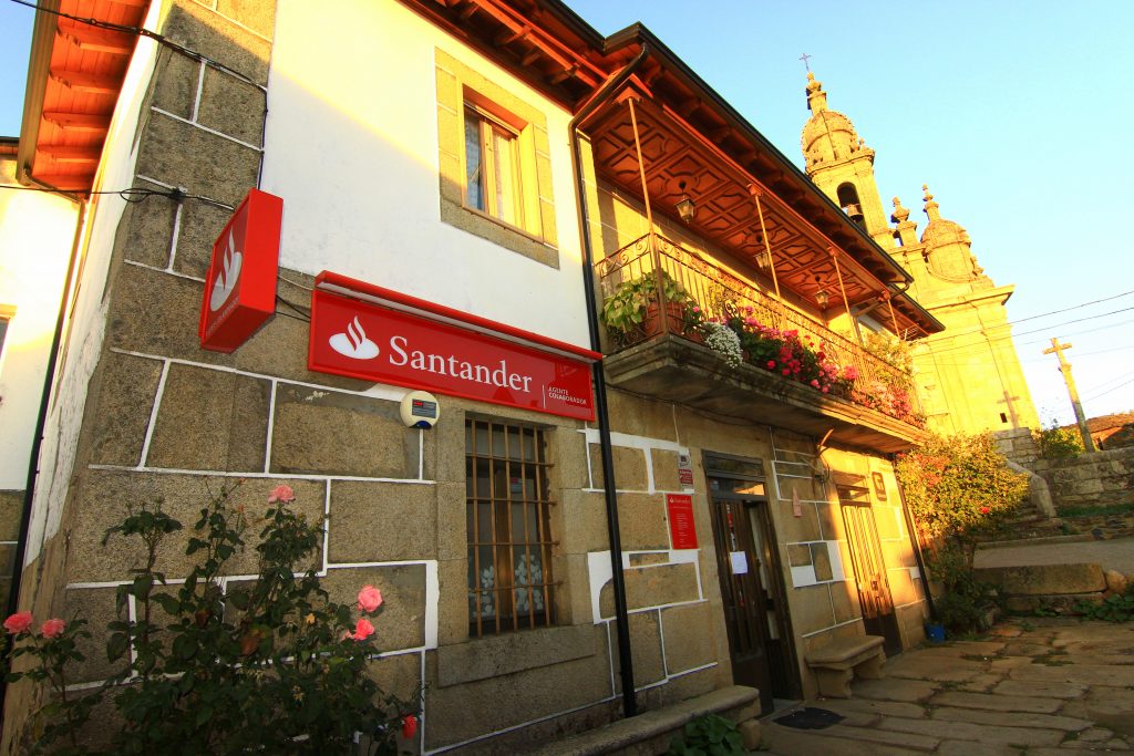 Comercio Santiago – Ayuntamiento de Hermisende